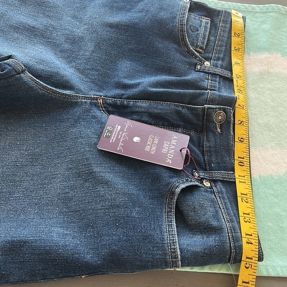Gloria Vanderbilt Amanda Capri Jeans All Around Slimming Classic Rise Denim NWT - Picture 12 of 15